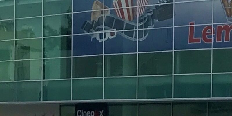 Macro Cineplex